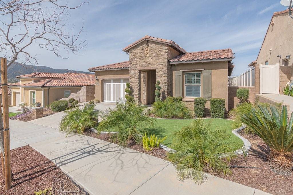 Corona, CA 92883,11152 Fourleaf CT