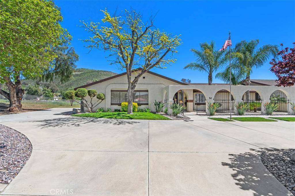 Murrieta, CA 92563,37790 Los Alamos RD