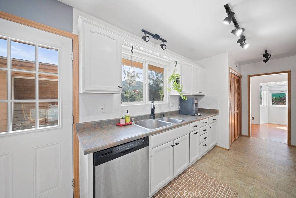 Pine Valley, CA 91962,7531 Lookout LOOP