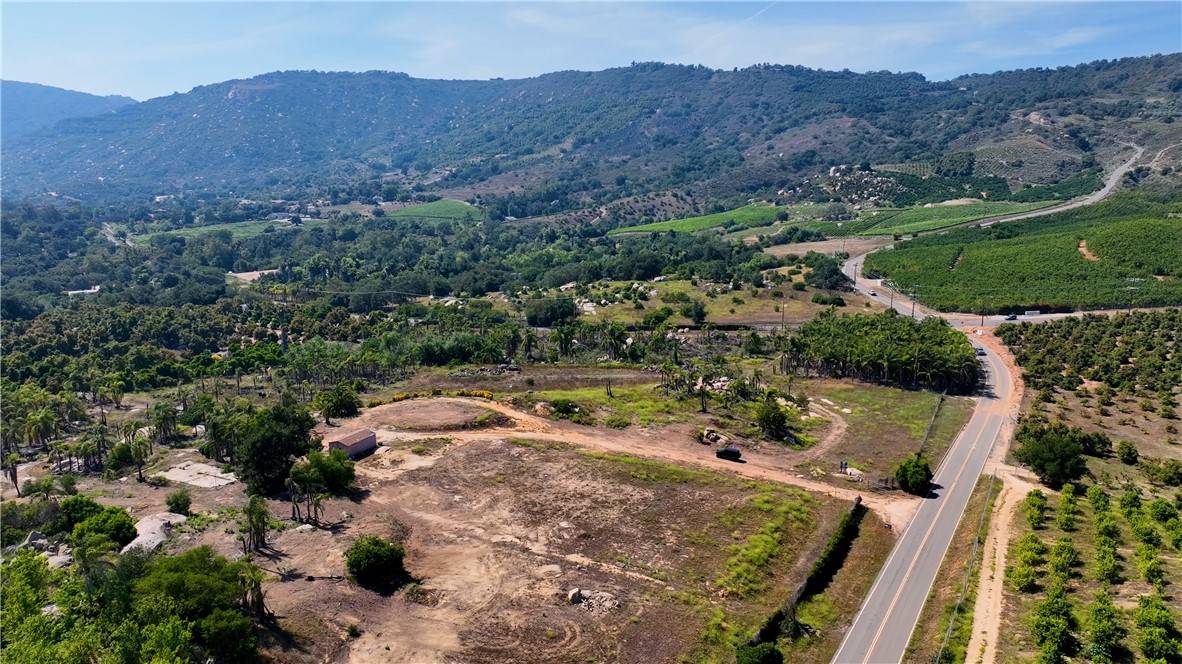 Temecula, CA 92590,20391 CARANCHO RD