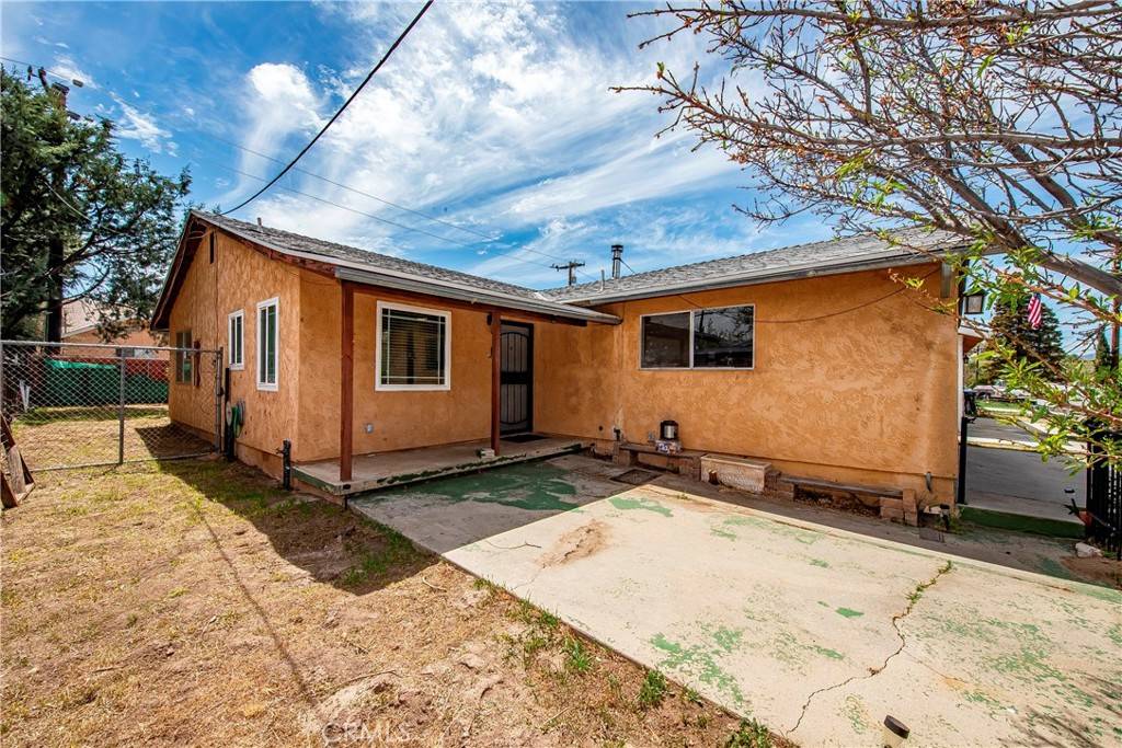 Lake Hughes, CA 93532,14306 Boxtree ST