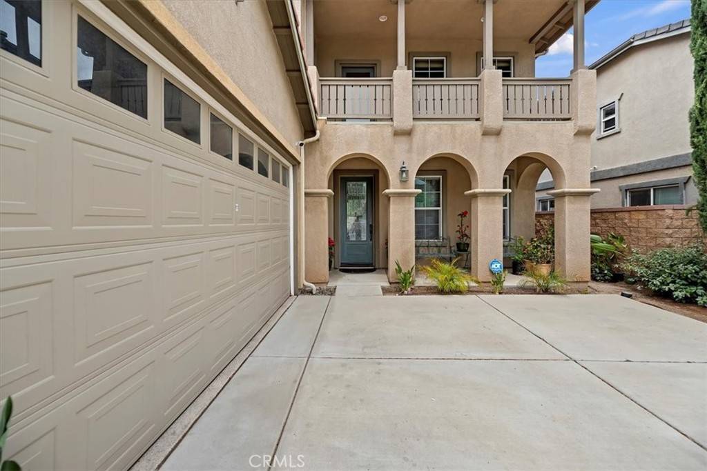 Lake Elsinore, CA 92532,33058 Canopy LN