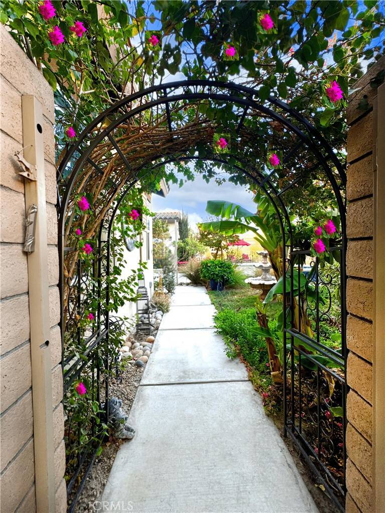 Palm Desert, CA 92211,39995 Alba WAY
