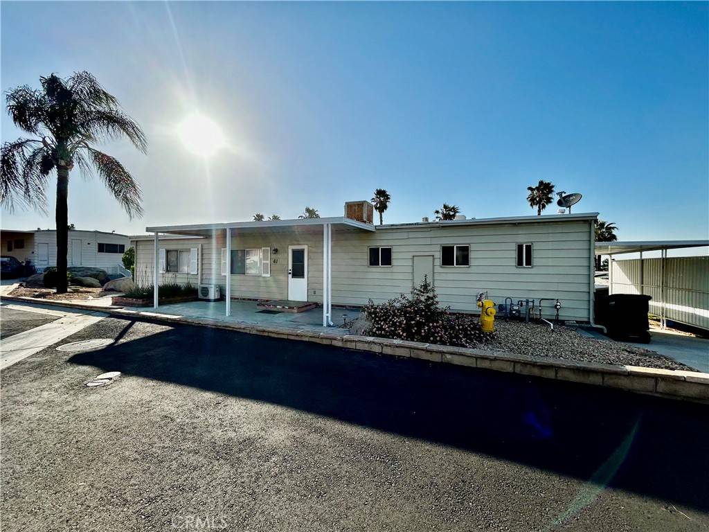 Hemet, CA 92543,1536 S state st #61