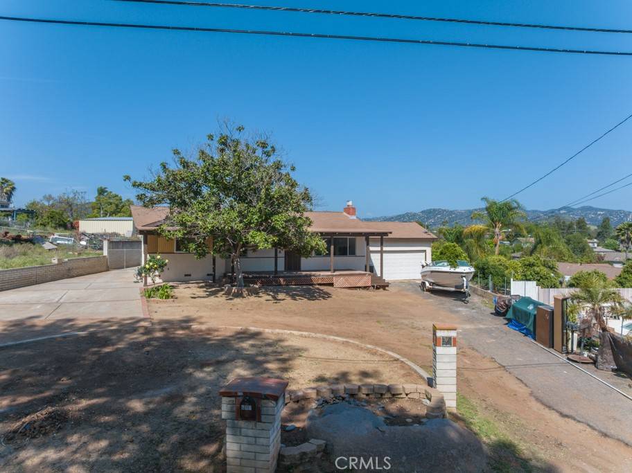Escondido, CA 92027,612 Momar LN