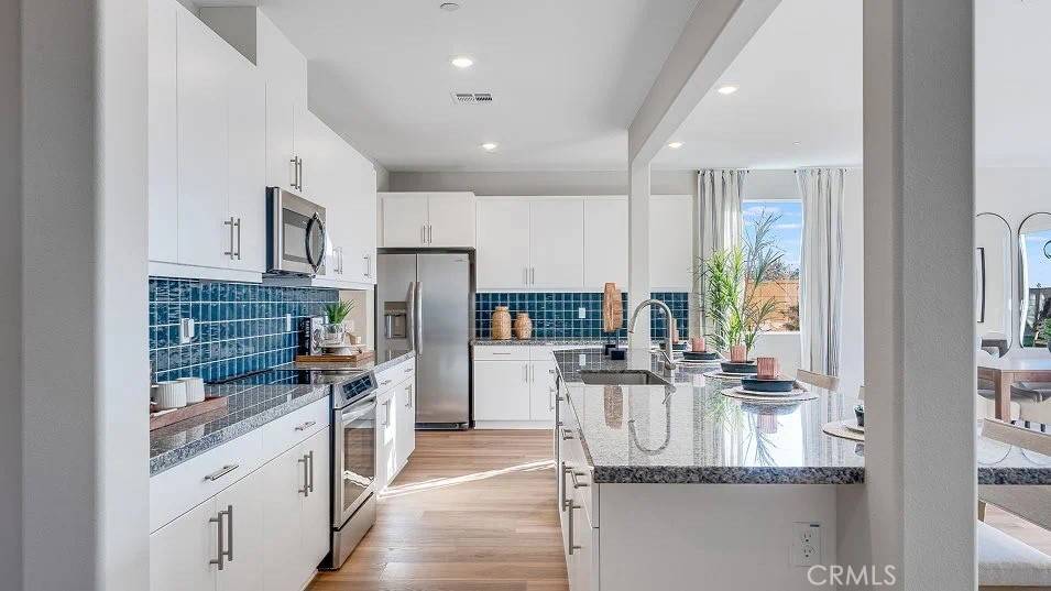 Hesperia, CA 92345,14126 Columbia ST