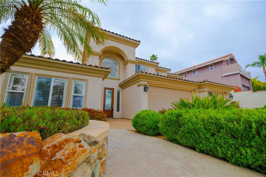 Canyon Lake, CA 92587,29515 Longhorn DR