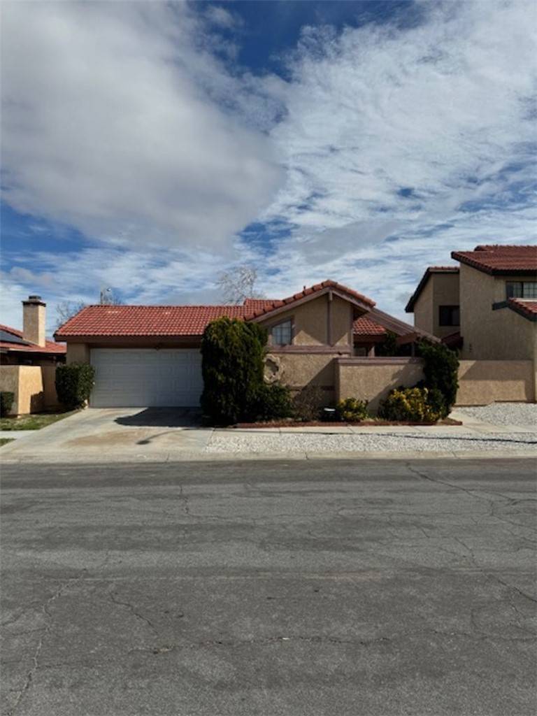 Victorville, CA 92395,12235 Merrod WAY
