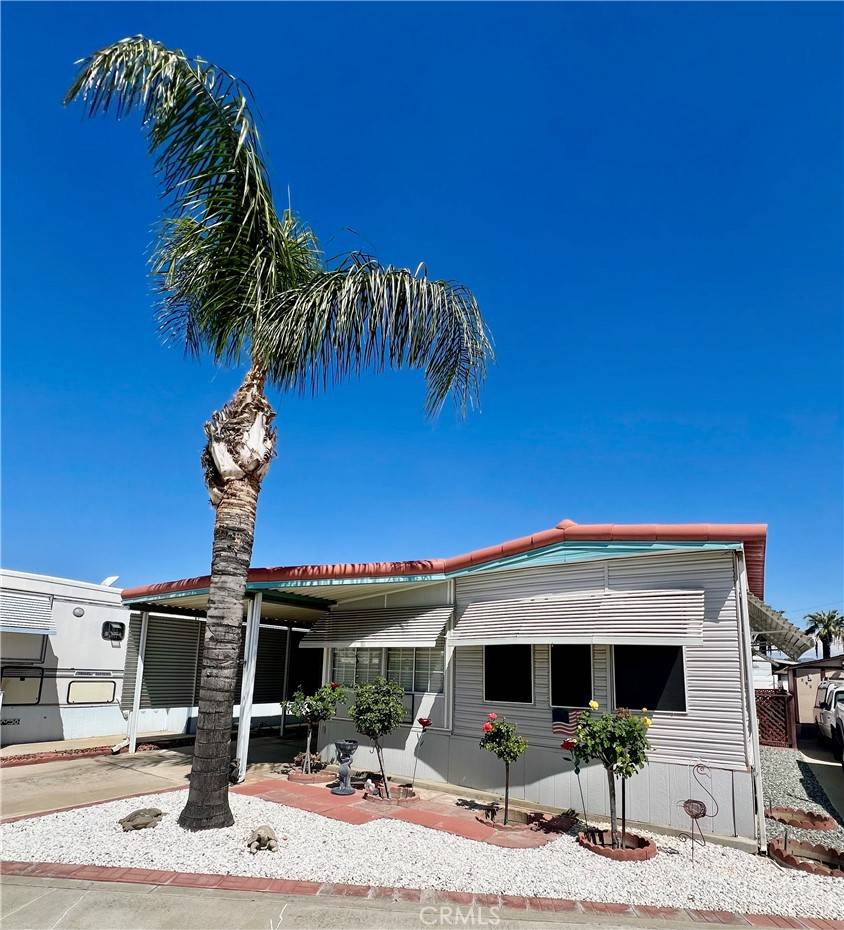 Hemet, CA 92545,1295 S Cawston AVE #291