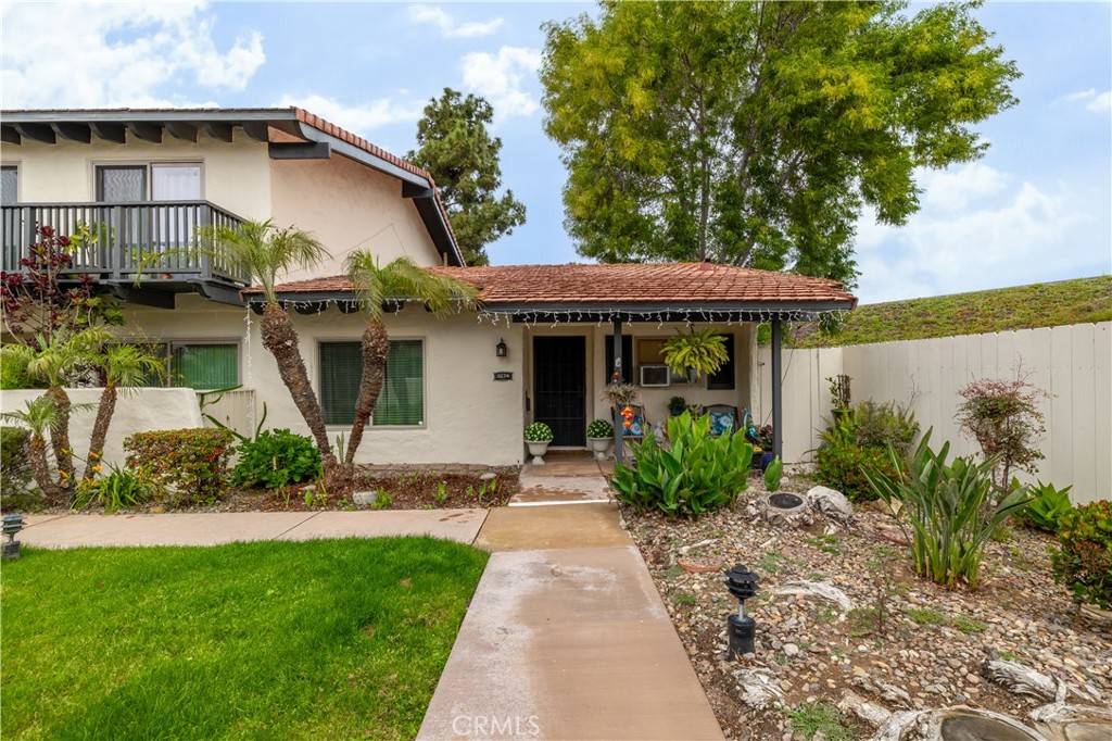San Diego, CA 92110,3274 Loma Riviera DR