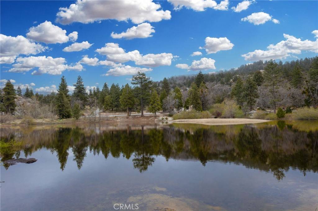 Running Springs, CA 92382,2368 Pine DR