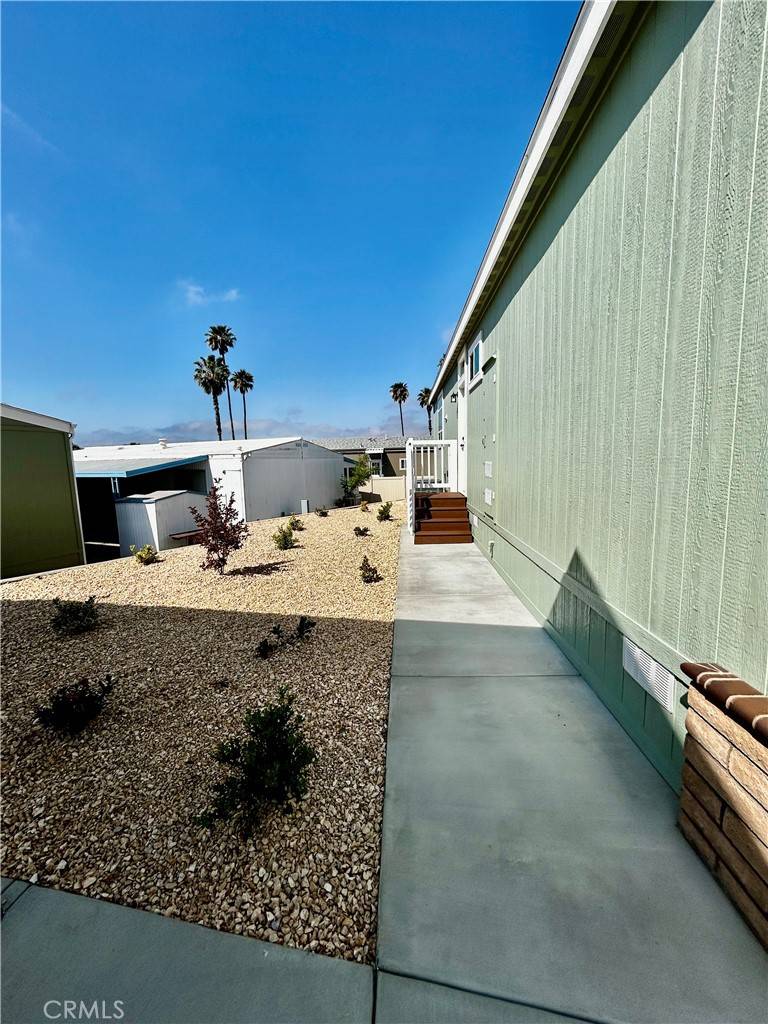 Hemet, CA 92543,1536 S State st #142