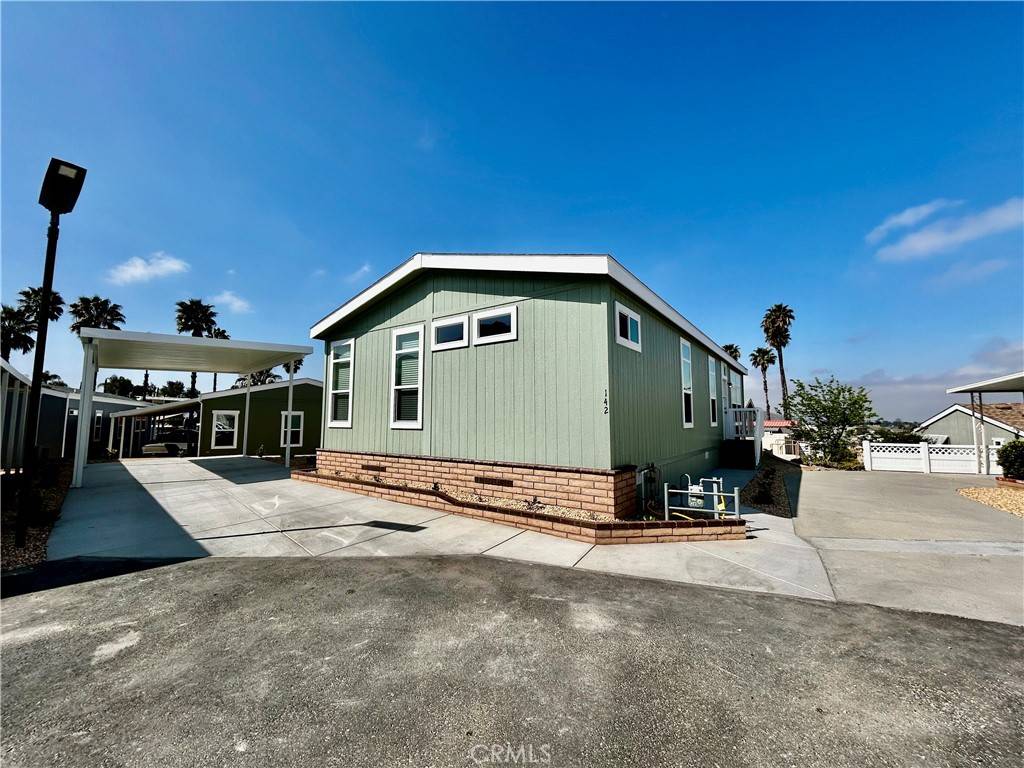 Hemet, CA 92543,1536 S State st #142