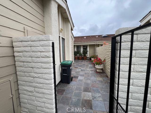 Irvine, CA 92604,15 Creekwood #63