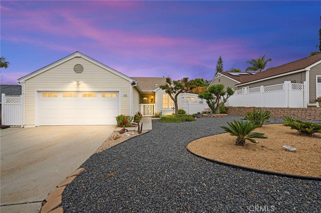 Fallbrook, CA 92028,522 Shady Glen DR