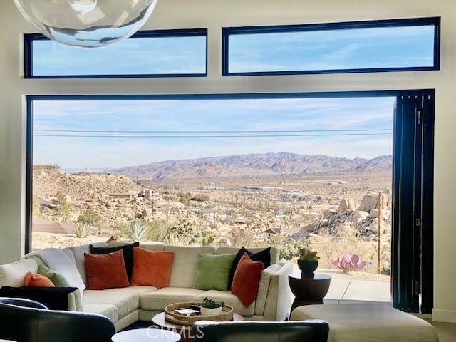 Yucca Valley, CA 92284,6196 Mirlo RD