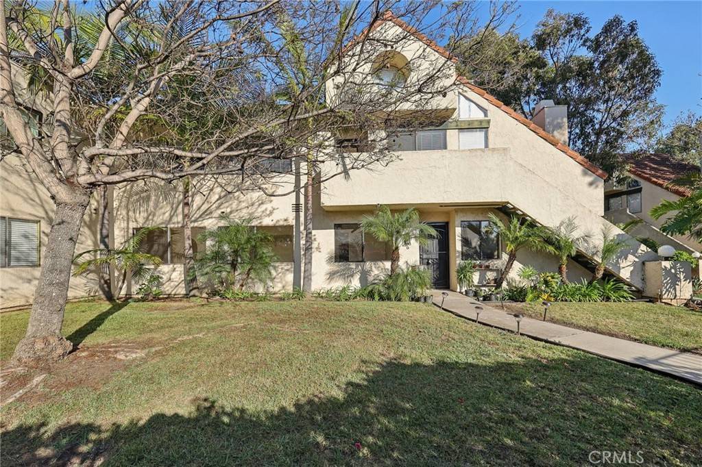 Vista, CA 92083,383 N Melrose DR #G