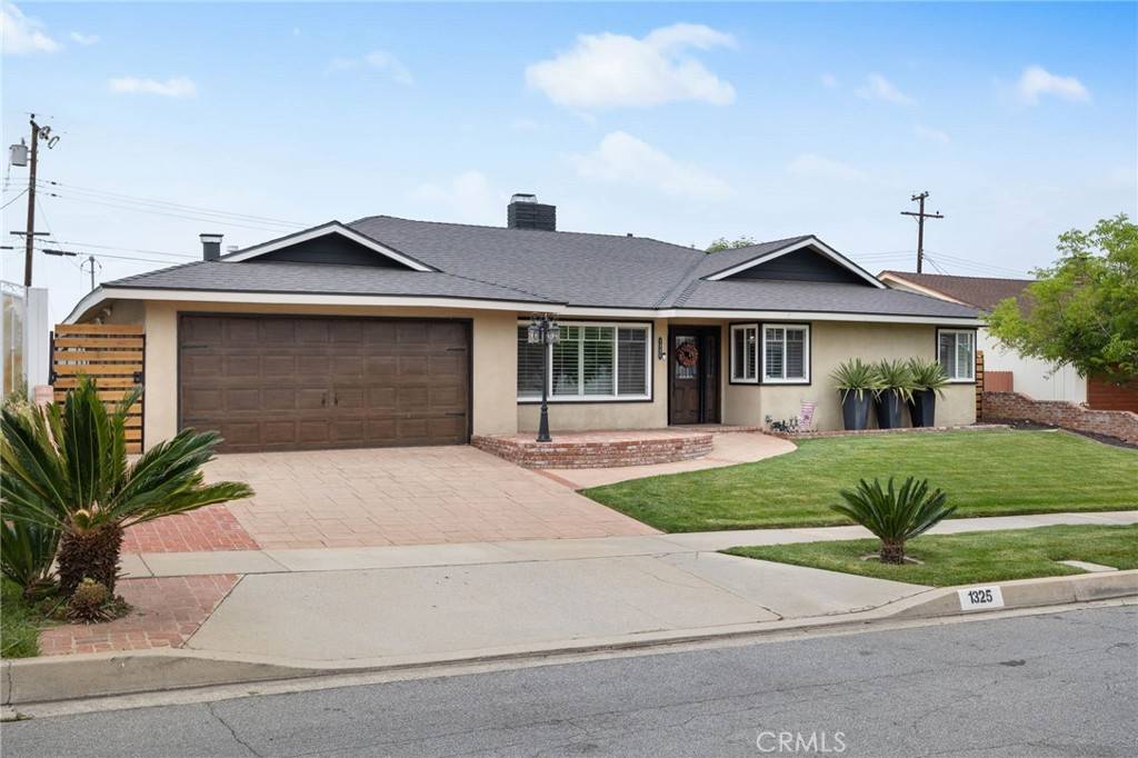 San Dimas, CA 91773,1325 N Birchnell AVE