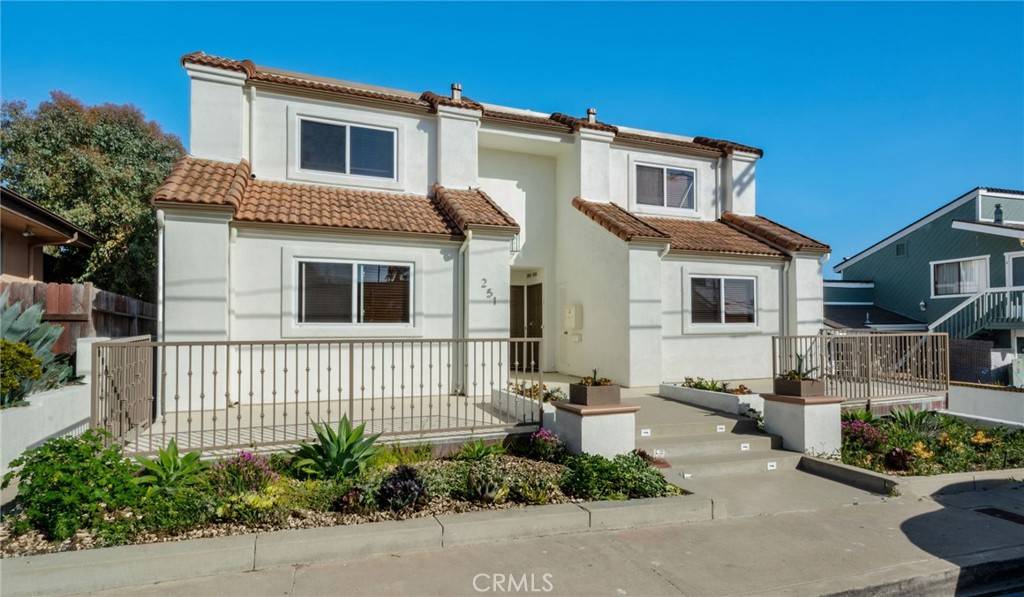 San Clemente, CA 92672,251 Avenida Madrid