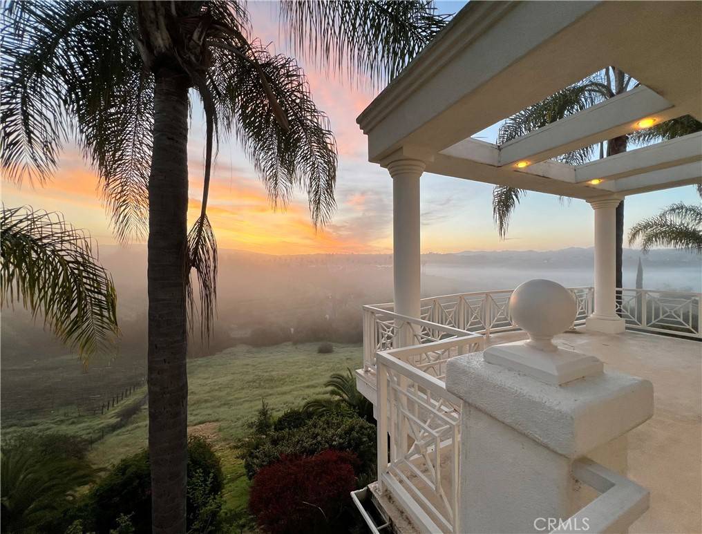 Fallbrook, CA 92028,4462 Fallsbrae RD