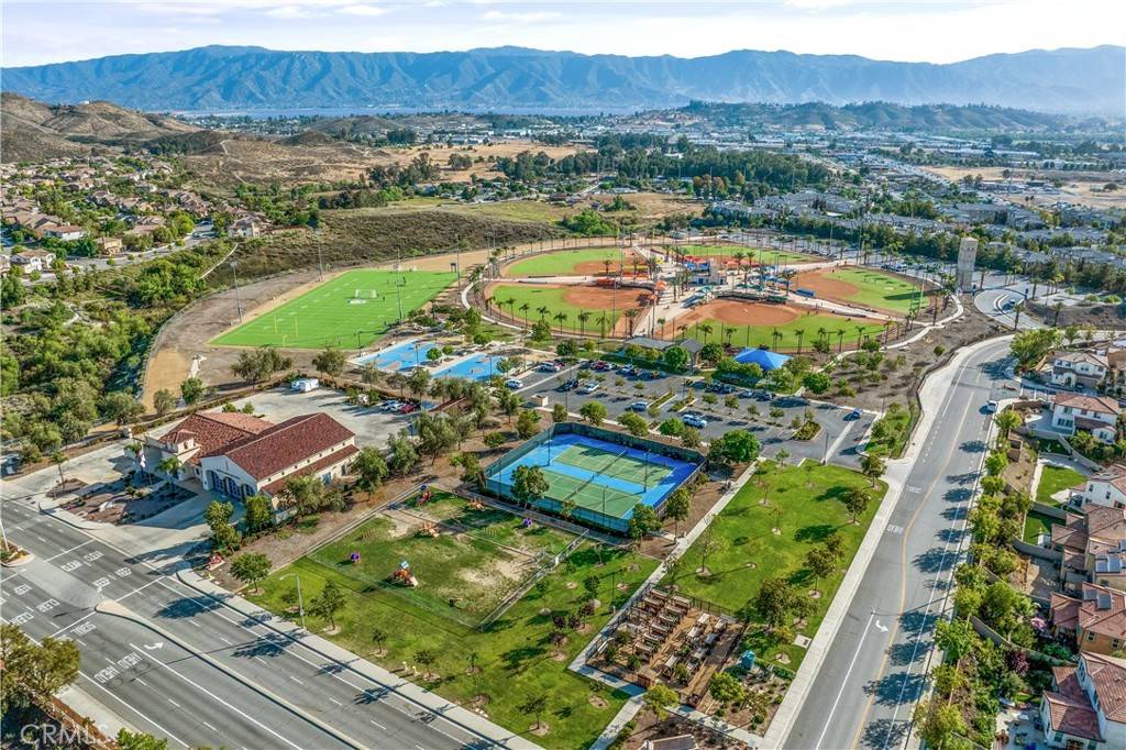 Lake Elsinore, CA 92532,40991 Bankhall ST