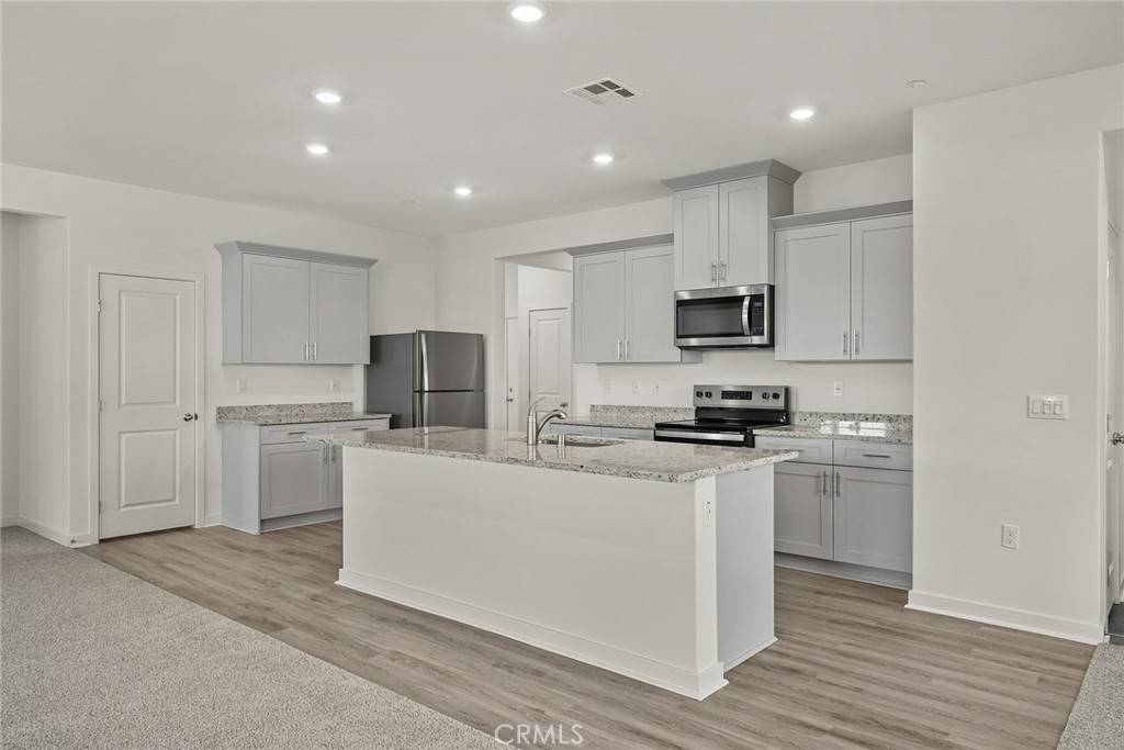 San Jacinto, CA 92582,817 Longhorn DR