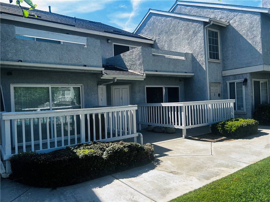 Rialto, CA 92376,168 W Walnut AVE #C