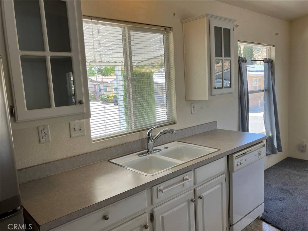 Hemet, CA 92545,32600 Hwy 74 #127