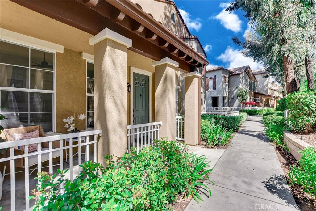 Valencia, CA 91354,28210 Canterbury CT