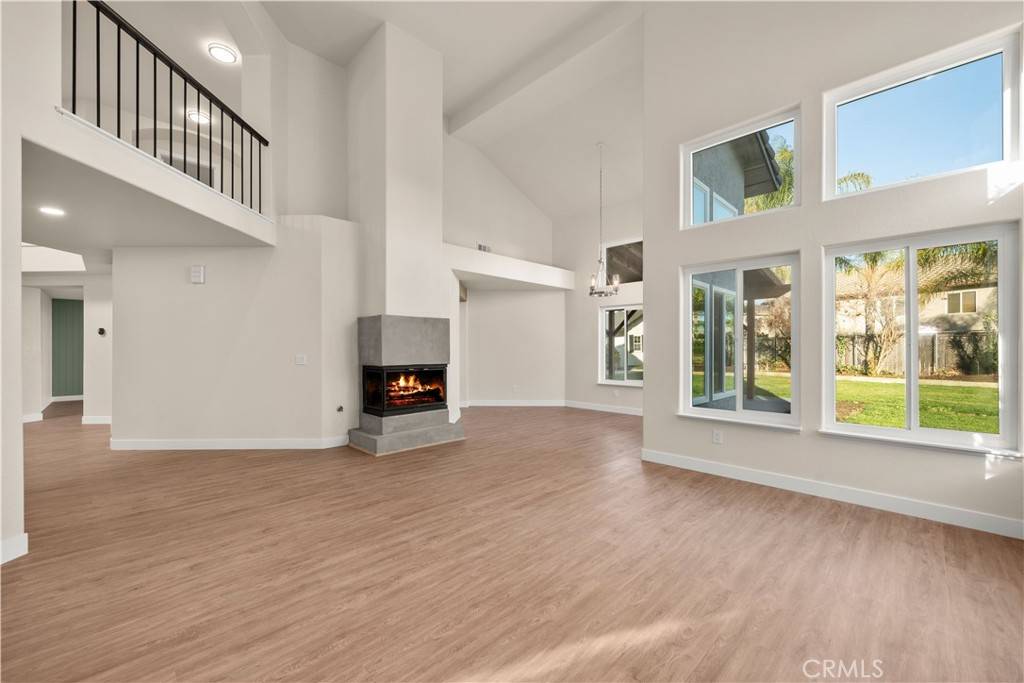 Temecula, CA 92591,31832 Poole CT