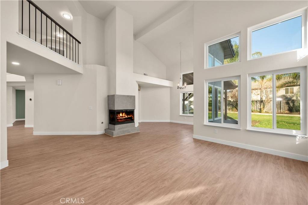 Temecula, CA 92591,31832 Poole CT