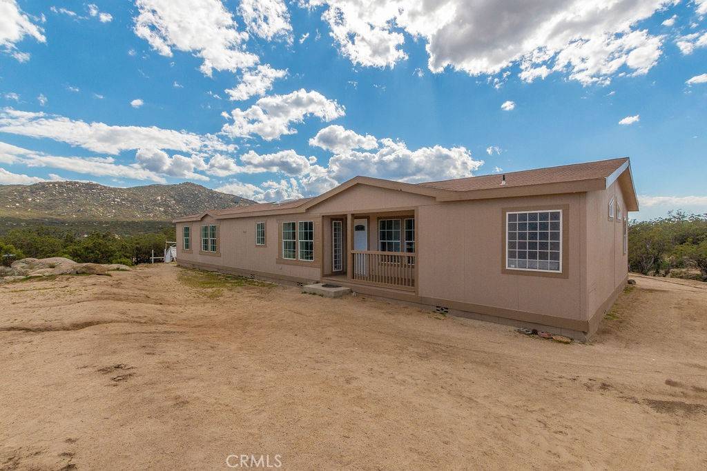 Aguanga, CA 92536,51920 Tule Peak RD