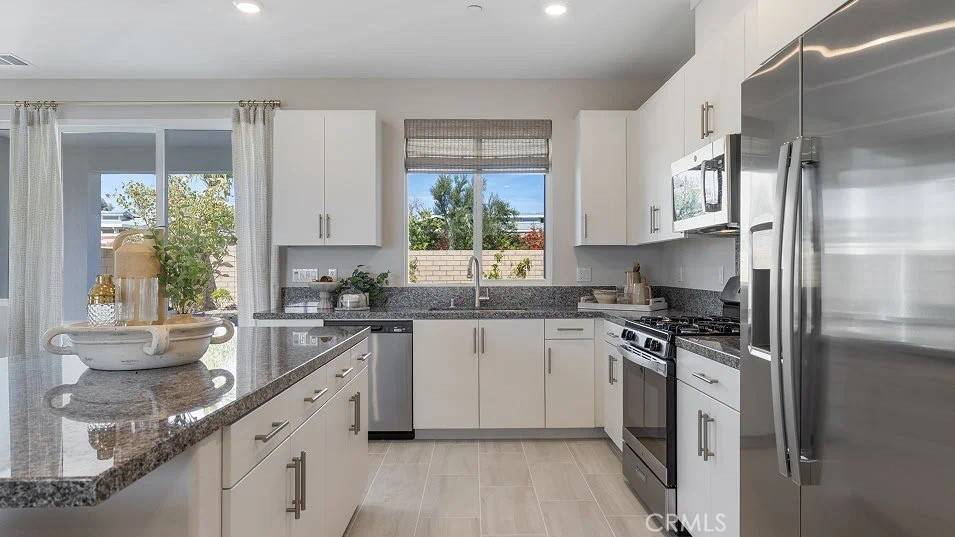 Desert Hot Springs, CA 92240,15438 Avenida De Cielo