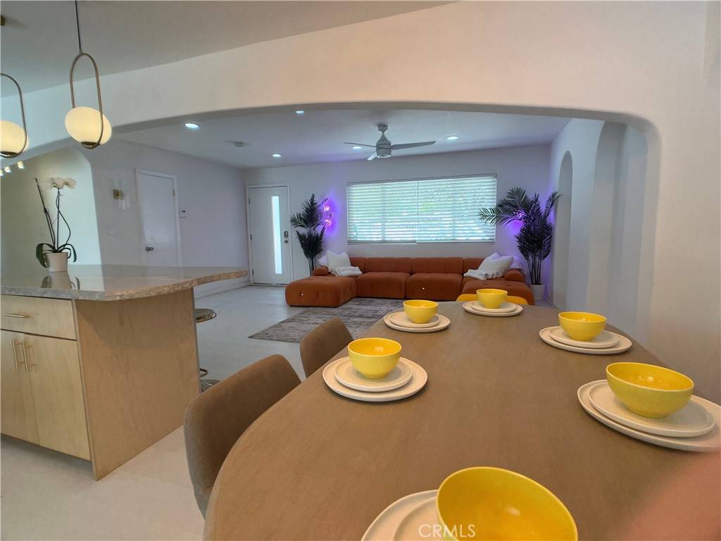 Palm Springs, CA 92264,622 S Highland DR