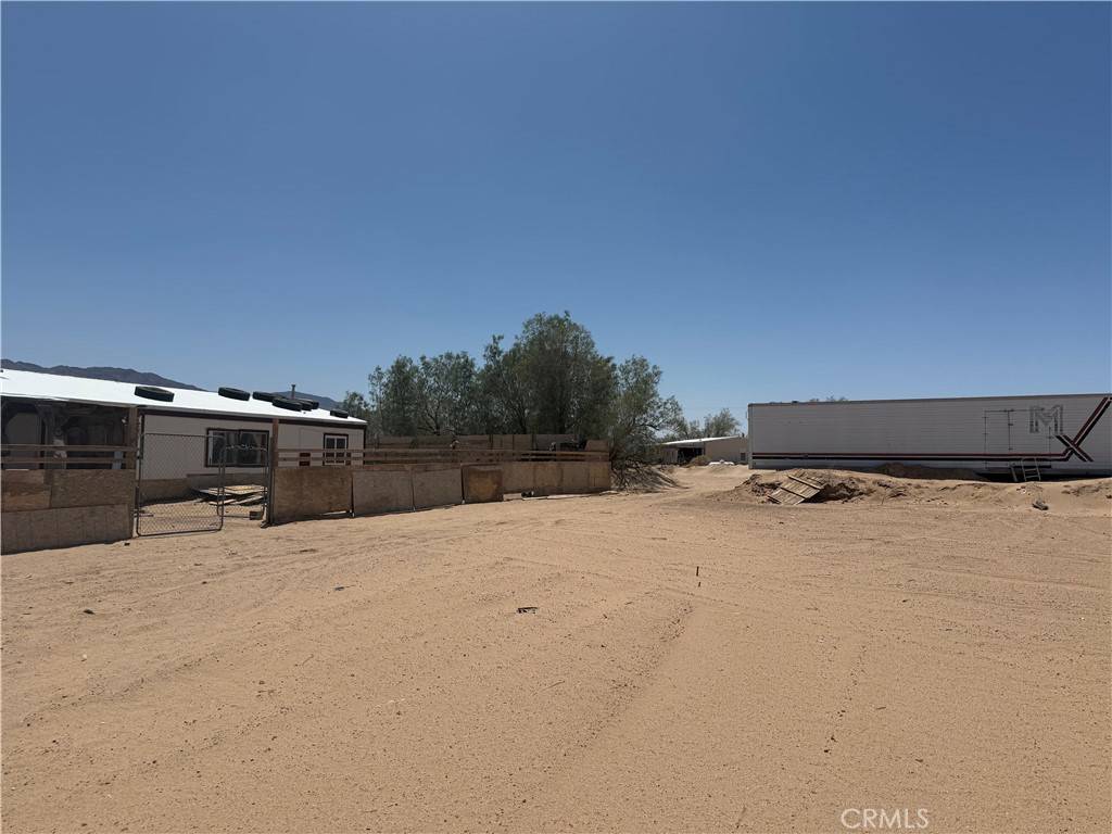 Newberry Springs, CA 92365,33033 Mountain View RD