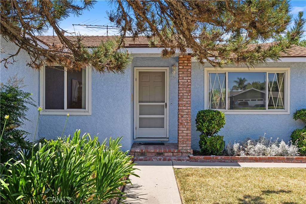 La Mirada, CA 90638,11747 Hollyview DR