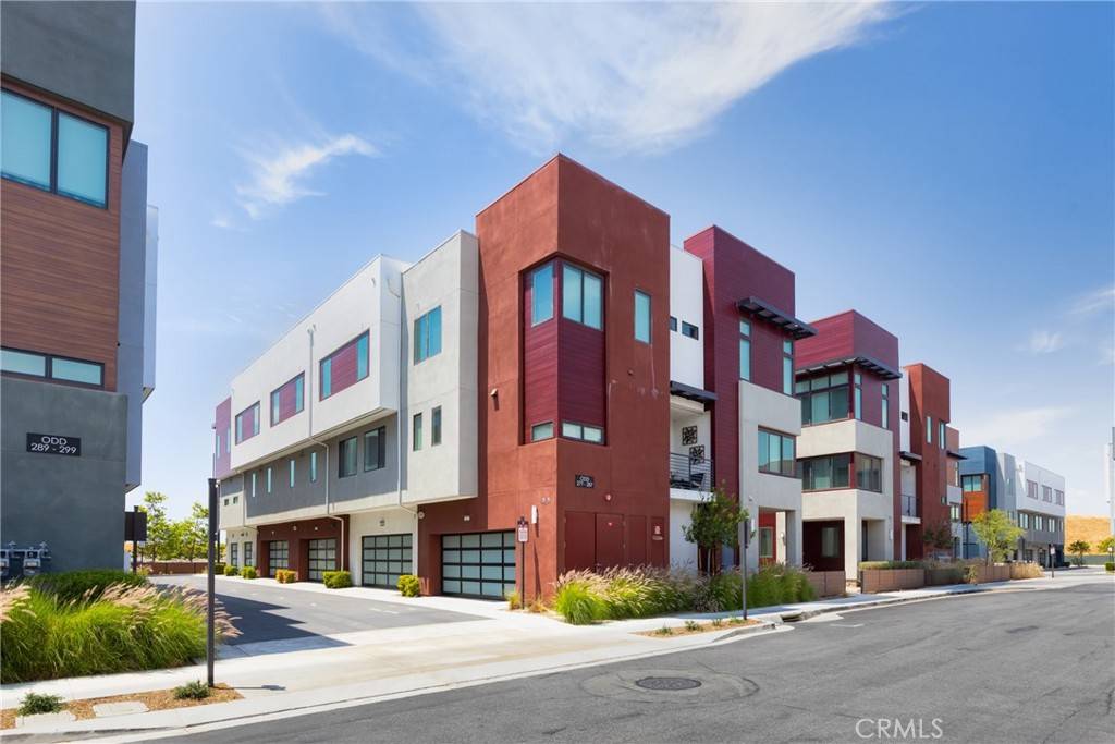 Tustin, CA 92782,285 Lodestar