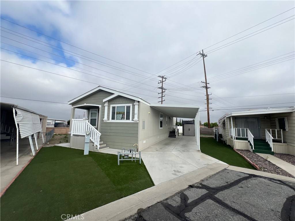 Hemet, CA 92543,260 N Lyon ave #42