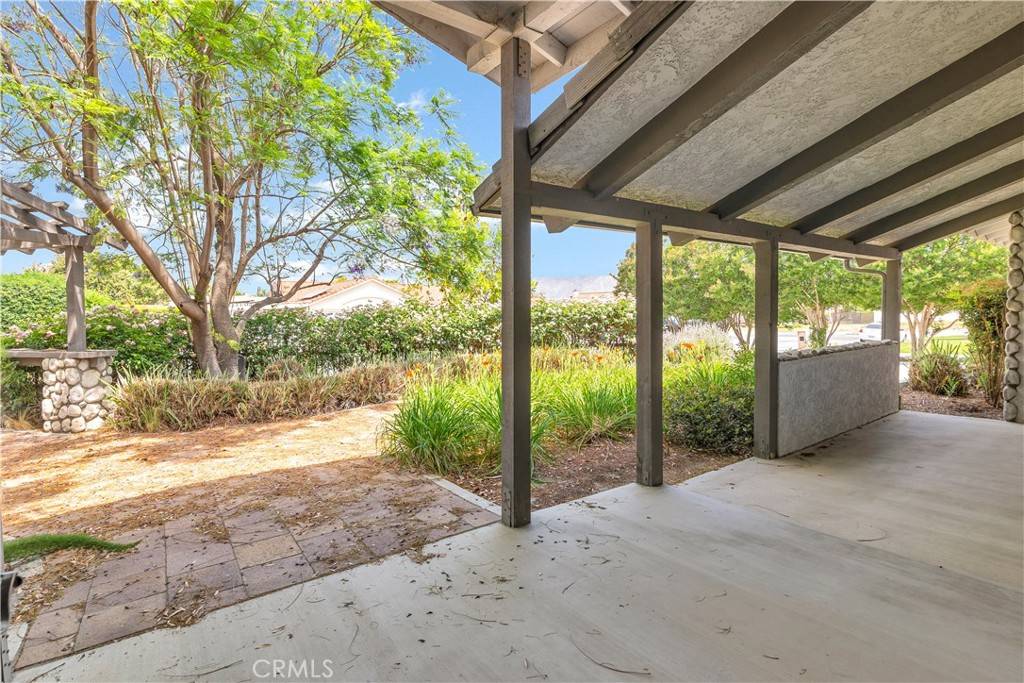 Hemet, CA 92544,3890 English