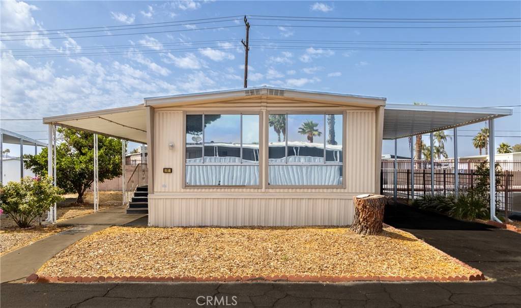 Hemet, CA 92543,332 N Lyon AVE #17