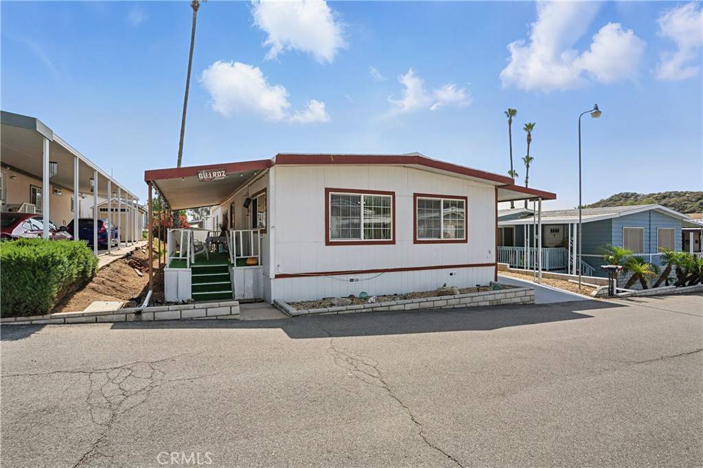 Hemet, CA 94545,32600 State HWY 74 CA #51