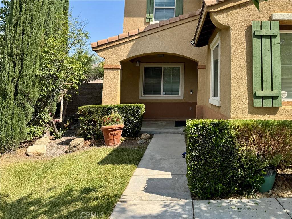 Lake Elsinore, CA 92532,45002 Thalia LN