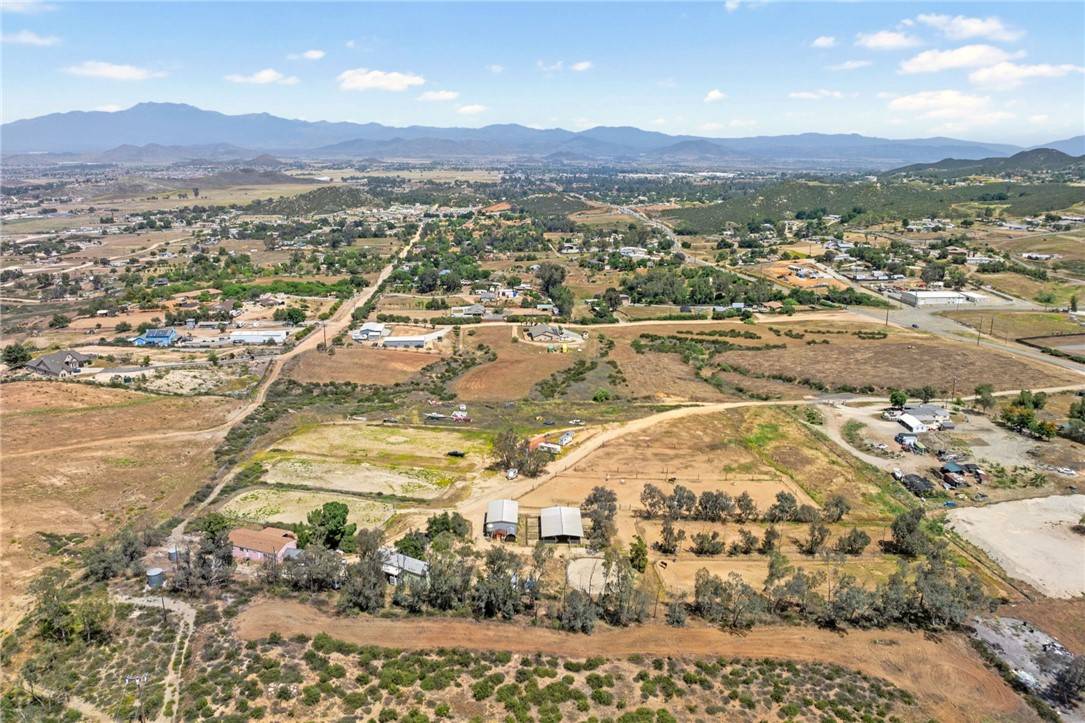 Menifee, CA 92584,32855 Debon ST
