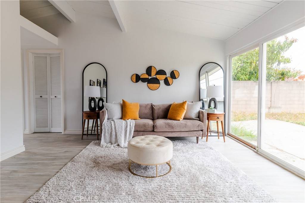 Buena Park, CA 90620,5921 Los Ramos CIR