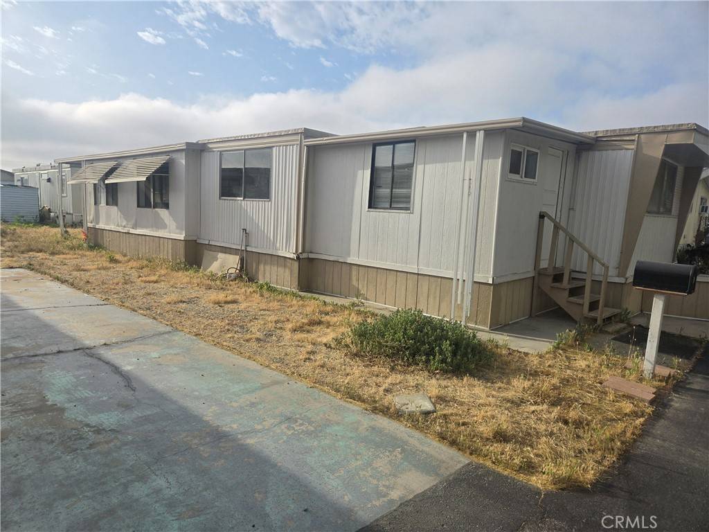 Hemet, CA 92543,530 Devonshire #33