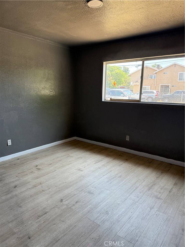 Hemet, CA 92543,1030 W Latham AVE