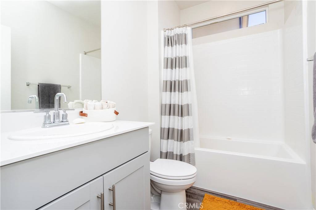 Valley Center, CA 92082,28252 Farm Creek way