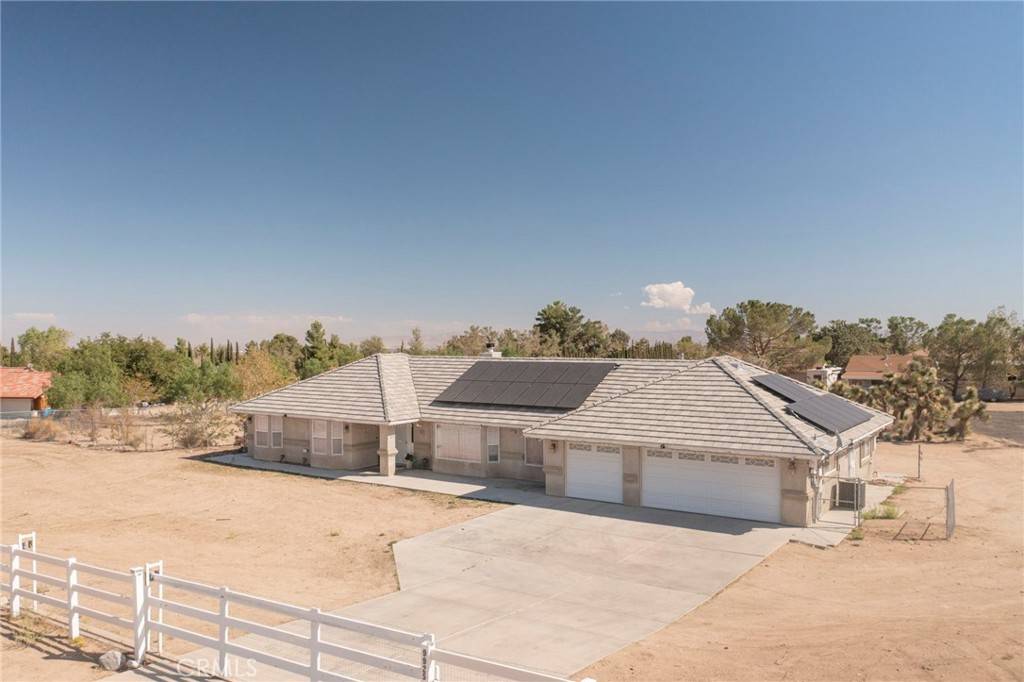 Phelan, CA 92371,9925 Sierra Vista RD