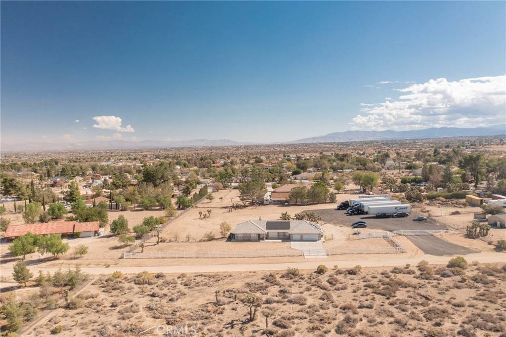 Phelan, CA 92371,9925 Sierra Vista RD