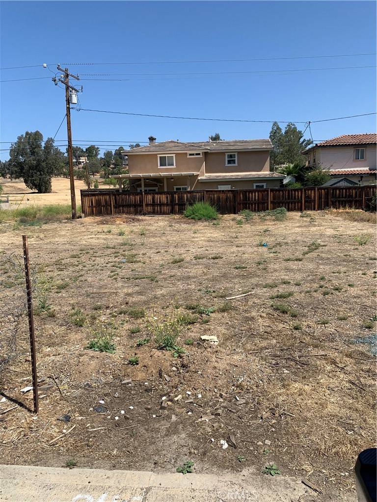 Lake Elsinore, CA 92530,0 Shrier